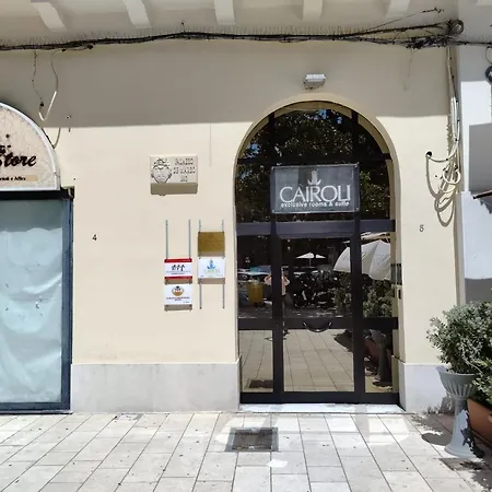 Cairoli Exclusive Rooms&suite Couette-café 2*