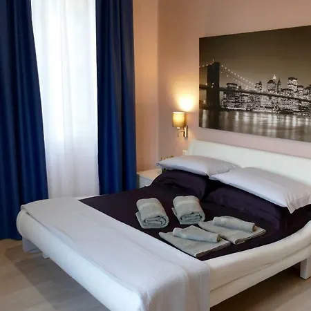 Cairoli Exclusive Rooms&suite Couette-café